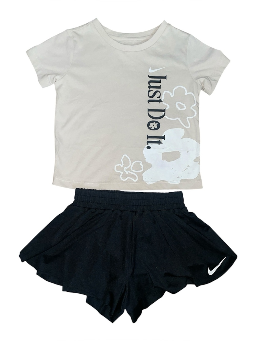 Nike wildflower t-shirt and swing short set